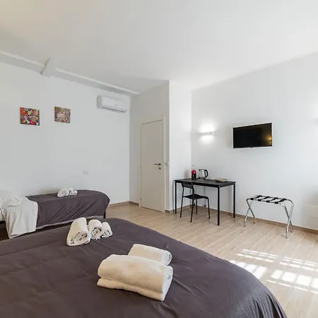 Al Teatro Gæstehus Bari