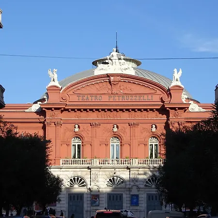 Al Teatro Bari