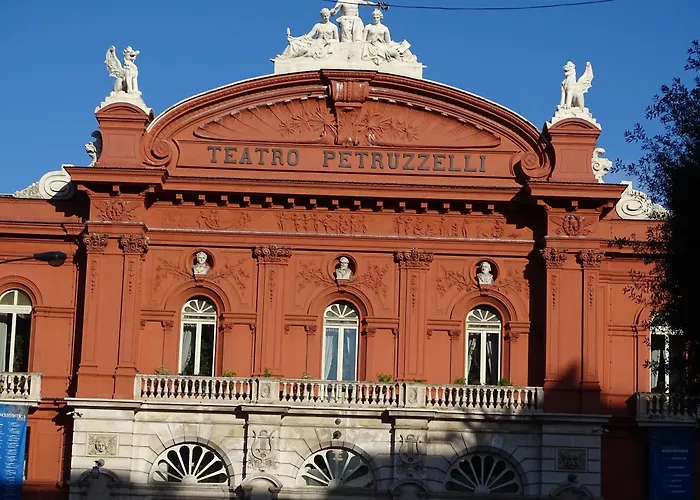 Al Teatro 3* Bari