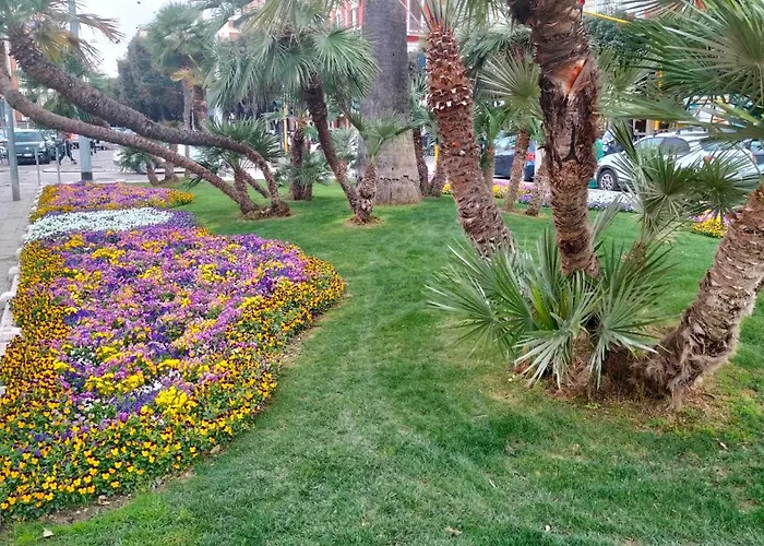 Al Teatro Casa de hóspedes 3*