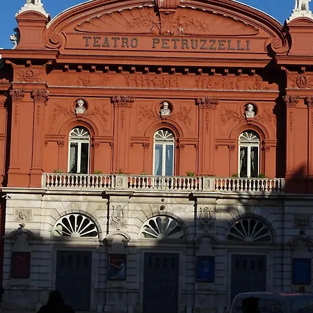 Al Teatro Bari